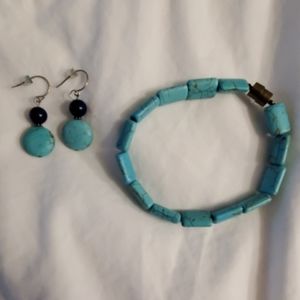 🛍 Sale 🛍 Turquoise colored earrings & bracelet